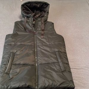 Mono B mid-length puffer vest